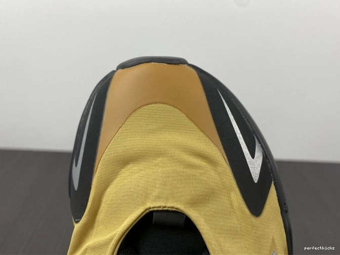 Boost 'Honey GZ0717 Yeezy 700 Flux' MNVN 0713